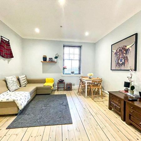 Stunning 2 Bed Apt Nr The Royal Mile & The Castle Edinburgh Bagian luar foto