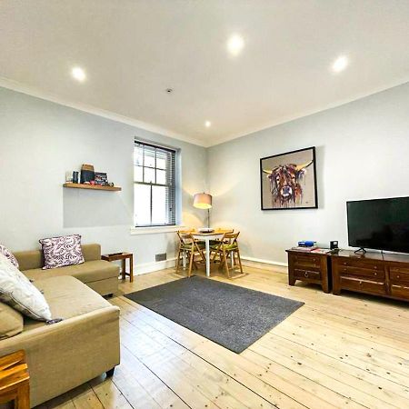 Stunning 2 Bed Apt Nr The Royal Mile & The Castle Edinburgh Bagian luar foto
