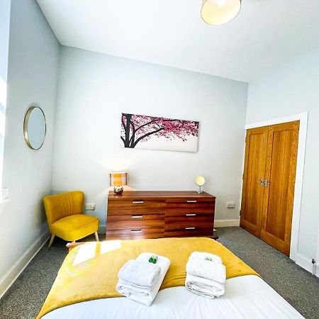 Stunning 2 Bed Apt Nr The Royal Mile & The Castle Edinburgh Bagian luar foto