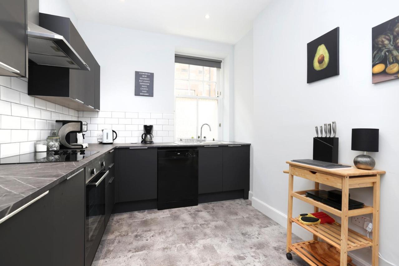 Stunning 2 Bed Apt Nr The Royal Mile & The Castle Edinburgh Bagian luar foto