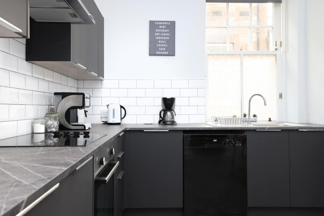 Stunning 2 Bed Apt Nr The Royal Mile & The Castle Edinburgh Bagian luar foto