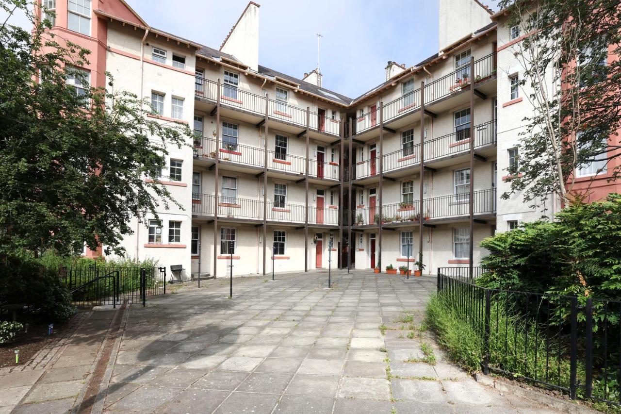 Stunning 2 Bed Apt Nr The Royal Mile & The Castle Edinburgh Bagian luar foto