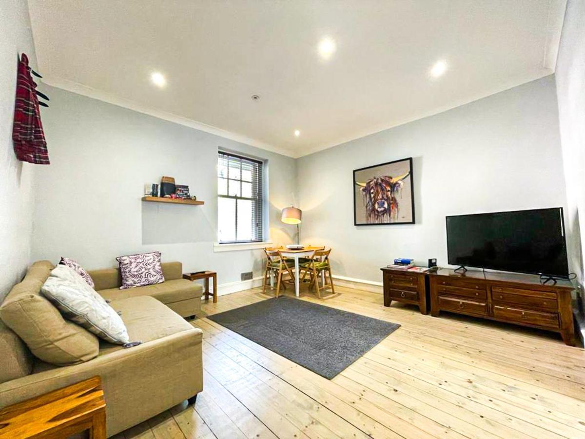 Stunning 2 Bed Apt Nr The Royal Mile & The Castle Edinburgh Bagian luar foto